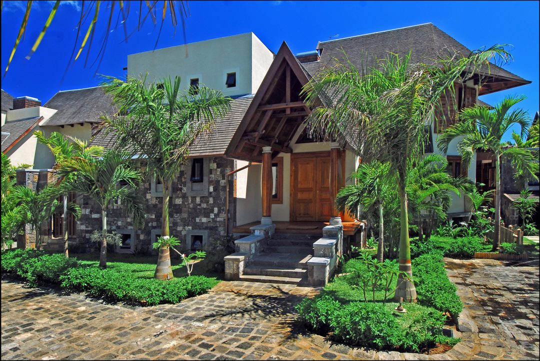 Four Luxury Beach Front Houses For Sale in Grand Bay SAPA REAL ESTATE